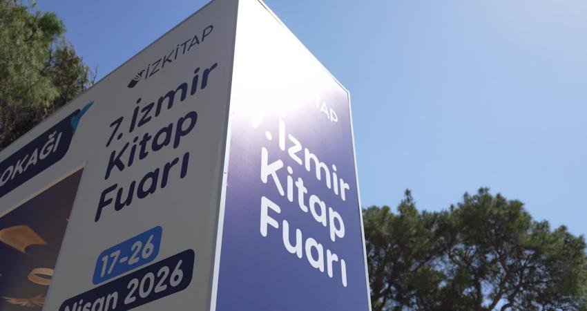 Kültürpark’ta düzenlenen İZKİTAP – 7. İzmir Kitap Fuarı devam ediyor.