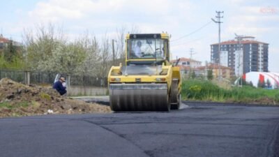 Kahramankazan Belediye Başkanı Selim Çırpanoğlu, ilçe genelinde başlatılan asfalt seferberliğinde