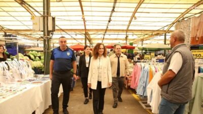 Karşıyaka Belediyesi iştiraki Kent A.Ş. tarafından düzenlenen "Tekstil Günleri", Bostanlı