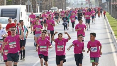 Karşıyaka Belediyesi tarafından her Anneler Günü’nde geleneksel olarak düzenlenen Zübeyde