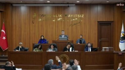 Kartal Belediye Meclisi’nin nisan ayı toplantısında yapılan seçimlerle Meclis Başkanvekilleri,