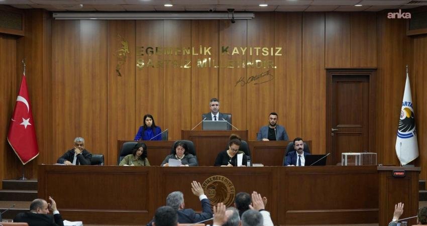 Kartal Belediye Meclisi’nin nisan ayı toplantısında yapılan seçimlerle Meclis Başkanvekilleri,