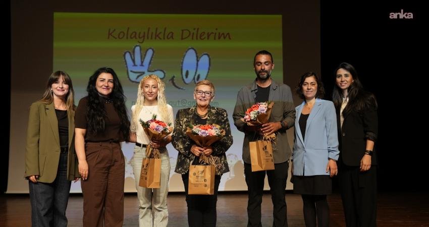 Kartal Belediyesi Bülent Ecevit Kültür Merkezi’nde uzman isimlerin katılımıyla düzenlenen