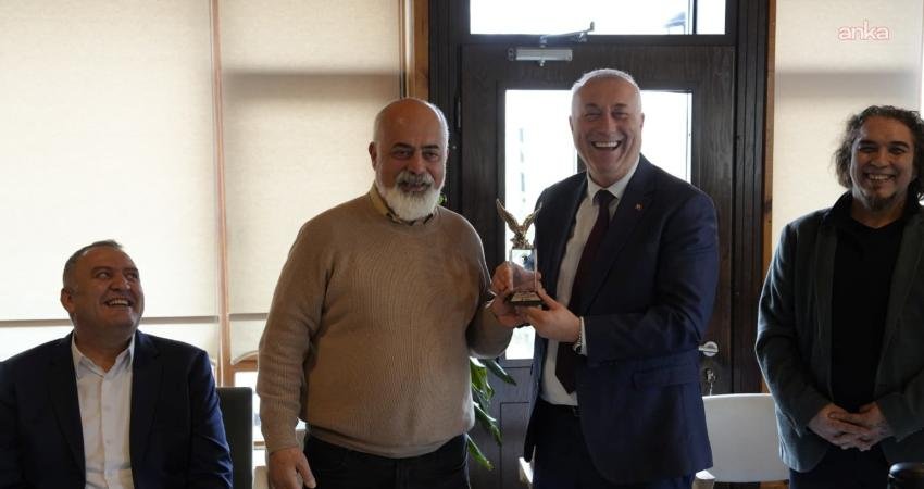 Kartal Belediyesi, 15 Nisan Dünya Sanat Günü kapsamında sanat dünyasının