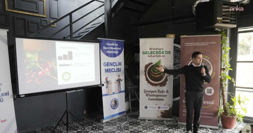 Kartallı gençlerden çevre dostu proje: Kahve posaları katma değere dönüşecek Kartal Belediyesi Gençlik Meclisi’nin desteklediği, Gezegen Kafe ve Wastepresso iş