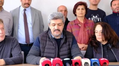 KESK Eskişehir Şubeler Platformu Dönem Sözcüsü Akın Eken, Memur-Sen Genel Başkanı