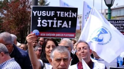 KESK Eskişehir Şubeler Platformu üyeleri, Şanlıurfa ve Kahramanmaraş’taki okul saldırılarını