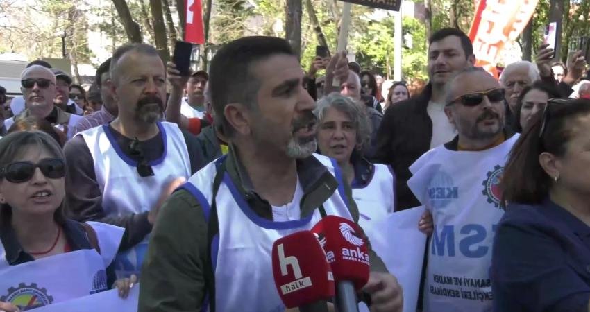 KESK, hakları ve ödenmeyen maaşlarını almak için açlık grevi yapan