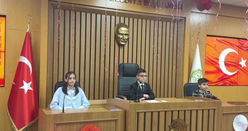 Kırıkkale Belediyesi, çocukların kent yönetimine katılımını sağlamak amacıyla Çocuk Meclisi’ni
