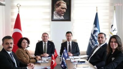 Ayvalık Belediye Başkanı Mesut Ergin, kentte düzenlenen Kıyı Ege Belediyeler