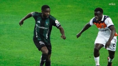 Trendyol Süper Lig'in 28. haftasında Kocaelispor ile Rams Başakşehir 0-0 berabere