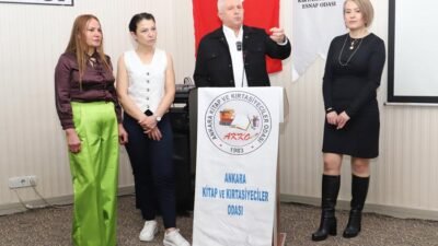 Ankara Kitap ve Kırtasiyeciler Esnaf Odası Başkanı Müslüm Küçükarzuman, "Kadın