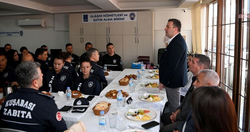 Kuşadası Belediye Başkan Vekili Tahsin Demirtaş, Zabıta Müdürlüğü’nü ziyaret etti.