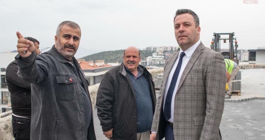 Kuşadası Belediyesi Başkan Vekili Demirtaş, Değirmendere’de yol çalışmalarını inceledi Kuşadası Belediyesi Başkan Vekili Tahsin Demirtaş, Fen İşleri Müdürü Engin