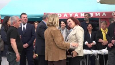 Tutuklu Kuşadası Belediye Başkanı Ömer Günel’e destek olmak amacıyla Cumhuriyet