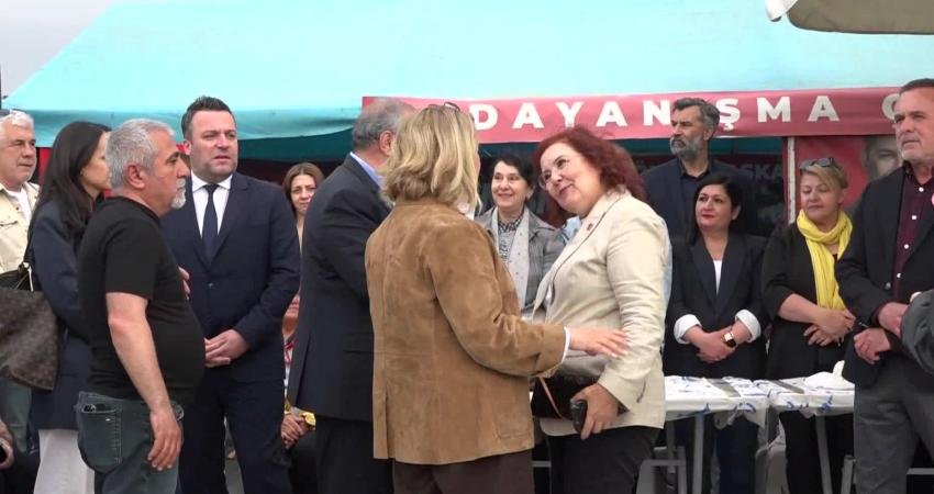 Tutuklu Kuşadası Belediye Başkanı Ömer Günel’e destek olmak amacıyla Cumhuriyet