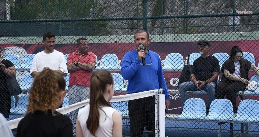 Kuşadası Belediyesi ile Kuşadası Tenis Kulübü iş birliğinde 23 Nisan