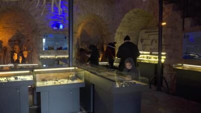 Kuşadası Belediyesi tarafından UNESCO Dünya Mirası Geçici Listesi’ndeki tarihi Güvercinada