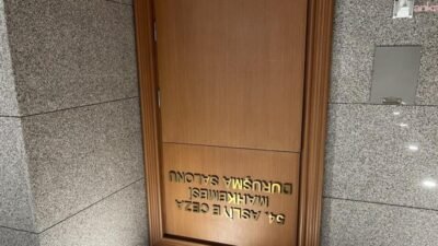 “Mabel Matiz” sahne adıyla bilinen sanatçı Fatih Karaca hakkında, “Perperişan”