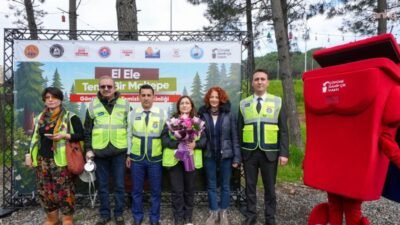 Maltepe Belediyesi tarafından “El ele temiz bir Maltepe” sloganıyla düzenlenen