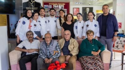 Akdeniz Üniversitesi Gastronomi ve Mutfak Sanatları Bölümü öğrencileri, "Sağlıklı Beslenip