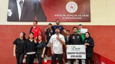 Türkiye Özel Sporcular Spor Federasyonu tarafından Antalya’da düzenlenen Masa Tenisi