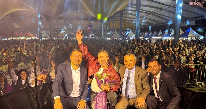 Manavgat’ta Karadeniz rüzgarı esti Manavgat Karadenizliler Derneği tarafından Manavgat Belediyesi iş birliğiyle düzenlenen “Karadeniz