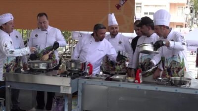 Uluslararası Manisa Mesir Macunu Festivali kapsamında Ulupark Gastronomi Arenası’nda düzenlenen