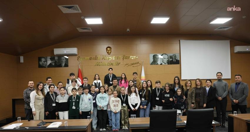 Marmaris Belediyesi Çocuk Meclisi’nin üçüncü toplantısında çocuklar; çevre, eğitim, spor