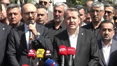 Memur-Sen Genel Başkanı Ali Yalçın, Kahramanmaraş'ta Ayser Çalık Ortaokulu'nun önünde