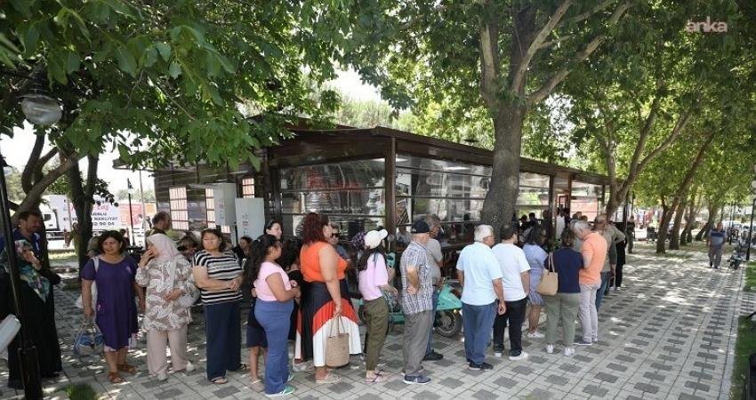 Menderes Belediyesi tarafından hizmete açılan Kent Lokantası, birinci yılını geride