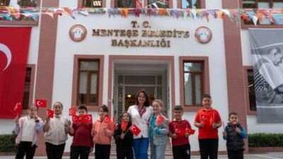 Menteşe Belediye Başkanı Gonca Köksal Aras, "Çocuklarımızın özgür, çağdaş, güvenli