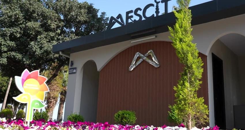 Mersin Büyükşehir Belediyesi, Kültür Park’a mescit kazandırdı Mersin Büyükşehir Belediyesi Fen İşleri Dairesi Başkanlığı koordinesinde, Adnan Menderes