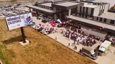 Tarımsal kalkınmanın önünü daha da açmak için çalışmalarını sürdüren Mersin