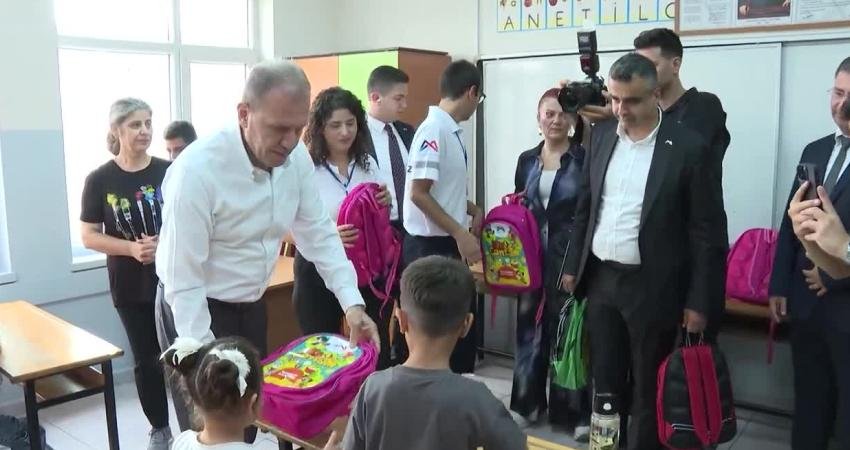 Mersin Büyükşehir Belediyesi tarafından gıdadan eğitime, sağlıktan barınmaya geniş bir