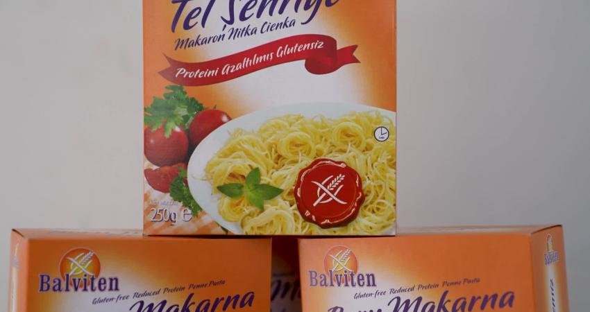 Mersin’de fenilketonüri hastalarına gıda kolisi desteği sürüyor Mersin Büyükşehir Belediyesi, özel beslenme ihtiyacı bulunan fenilketonüri hastalarına yönelik