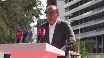 İzmir Büyükşehir Belediyesi'nin Meslek Fabrikası binasının tahliye girişimine karşı başlattığı