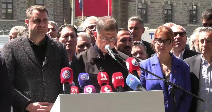 İzmir Büyükşehir Belediyesi'nin Meslek Fabrikası binasının tahliye girişimine karşı başlatılan