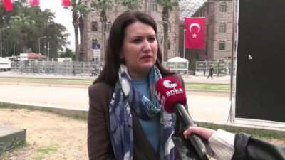 İzmir Büyükşehir Belediyesi'nin Meslek Fabrikası binasının tahliye girişimine karşı başlattığı