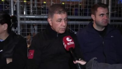 İzmir Büyükşehir Belediyesi'nin Meslek Fabrikası binasının tahliye girişimine karşı başlattığı