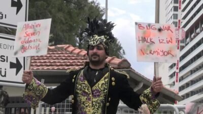 İzmir Büyükşehir Belediyesi'nin Meslek Fabrikası binasının tahliyesine karşı başlattığı direniş