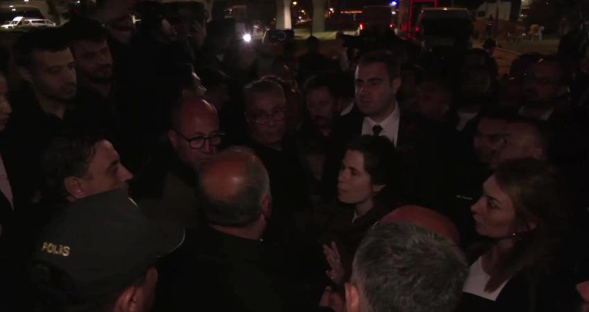 İzmir Büyükşehir Belediyesi tarafından Meslek Fabrikası’nda sabah saatlerinde başlayan polis