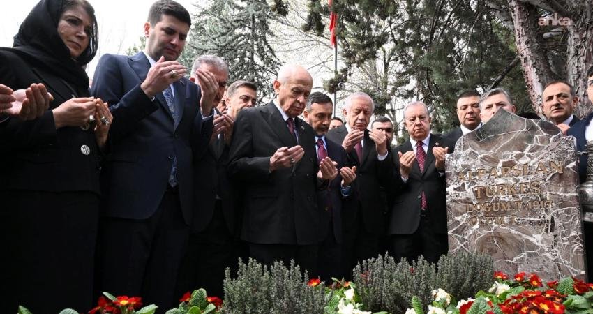 MHP Genel Başkanı Devlet Bahçeli, vefatının 29. yılında MHP'nin Kurucu