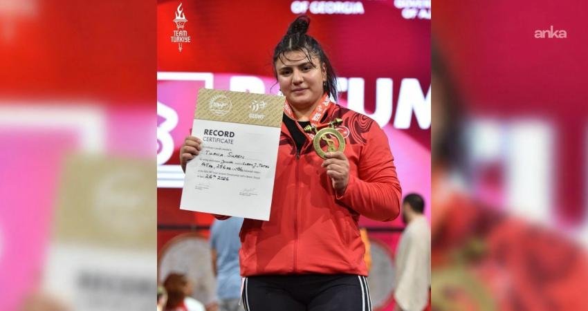 Gürcistan'ın Batum kentinde devam eden Avrupa Halter Şampiyonası'nın son gününde