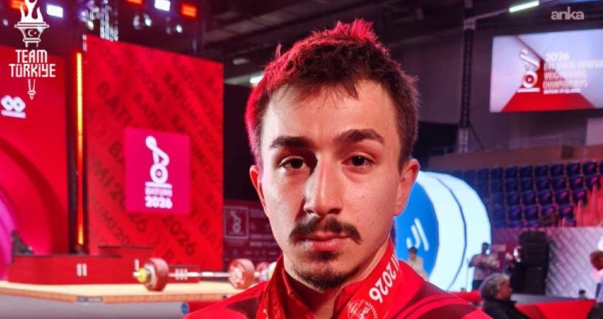 Gürcistan'ın başkenti Batum'da devam eden Avrupa Halter Şampiyonası'nın üçüncü gününde