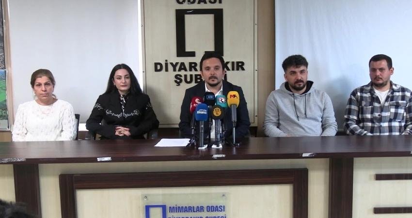 TMMOB Mimarlar Odası Diyarbakır Şube Eş Başkanı Şerefhan Aydın, kentte