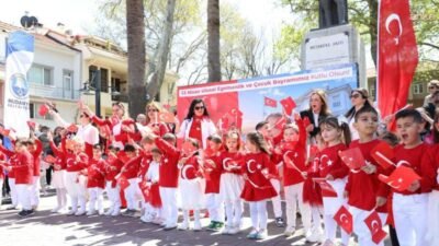 Mudanya’da 23 Nisan Ulusal Egemenlik ve Çocuk Bayramı, farklı ülkelerden