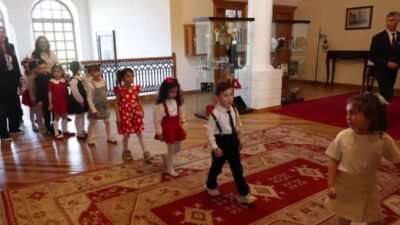 Muğla Büyükşehir Belediyesi tarafından hazırlanan 23 Nisan etkinlikleri kapsamında çocuklar