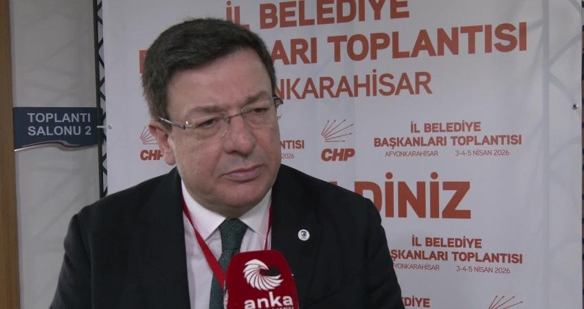 Muharrem Erkek: “Biz keyfilik değil, hukuk devleti istiyoruz. Otokrasi değil, demokrasi istiyoruz” Çanakkale Belediye Başkanı Muharrem Erkek, "Bursa Büyükşehir Belediye Başkanımız yedi