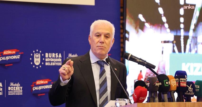 Mustafa Bozbey: “İnanıyorum ki Bursa halkı bu yapılanı asla unutmayacak” Tutuklu Bursa Büyükşehir Belediye Başkanı Mustafa Bozbey, "Bugün fiziken yanınızda